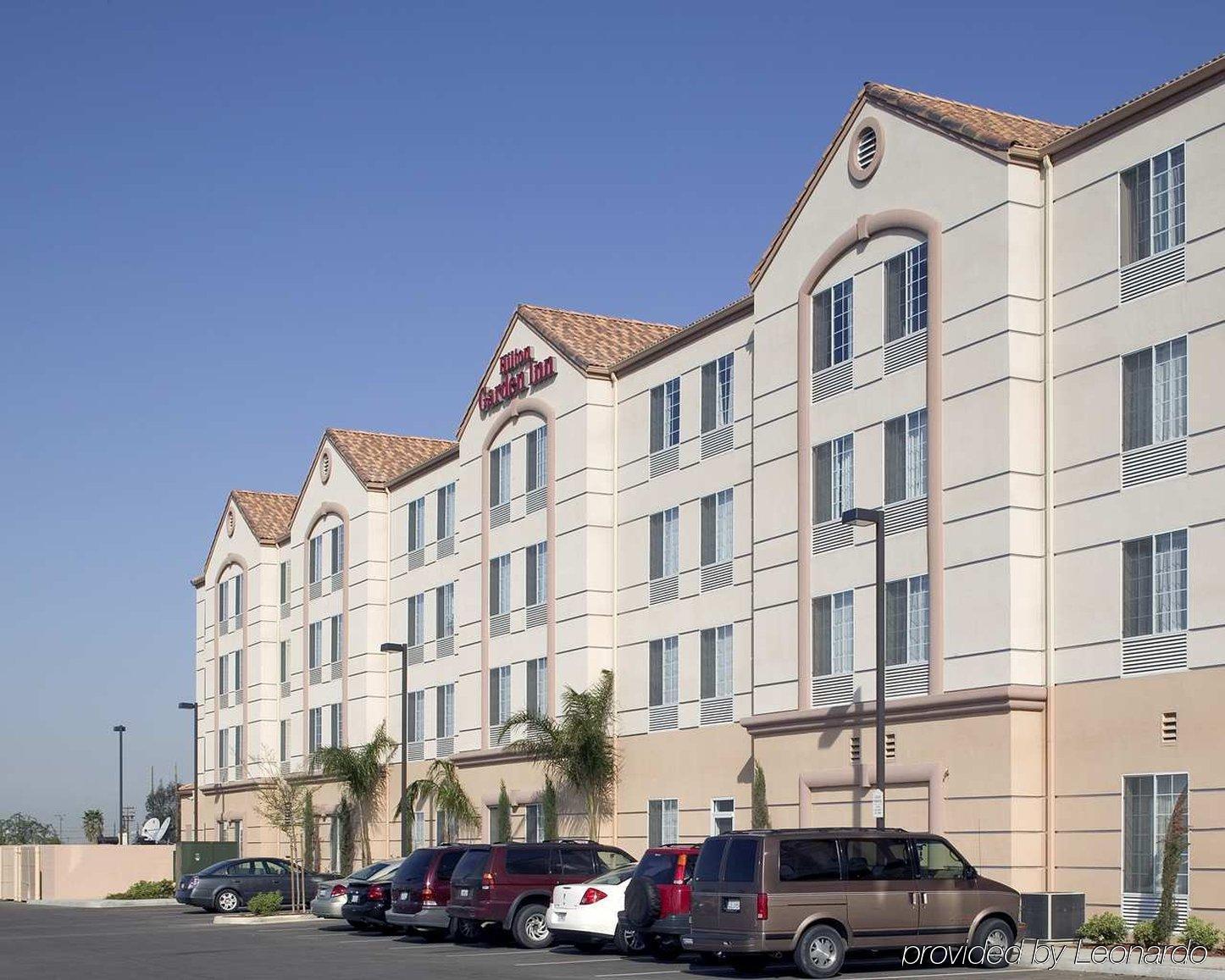 Hilton Garden Inn Bakersfield Bagian luar foto
