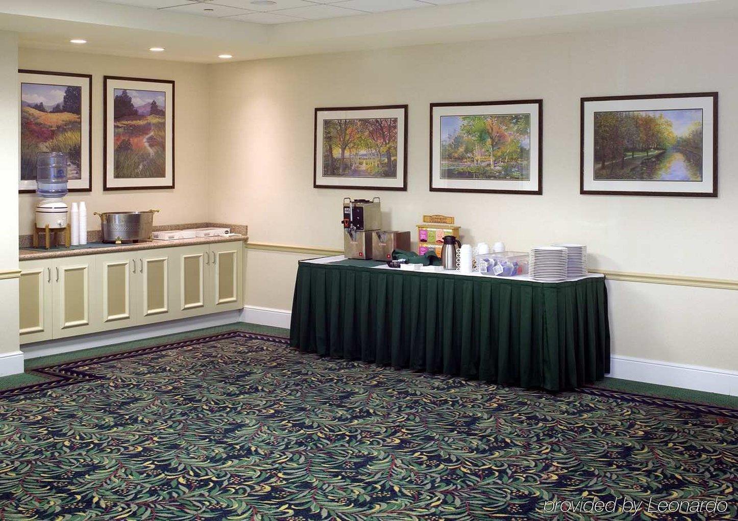 Hilton Garden Inn Bakersfield Restoran foto