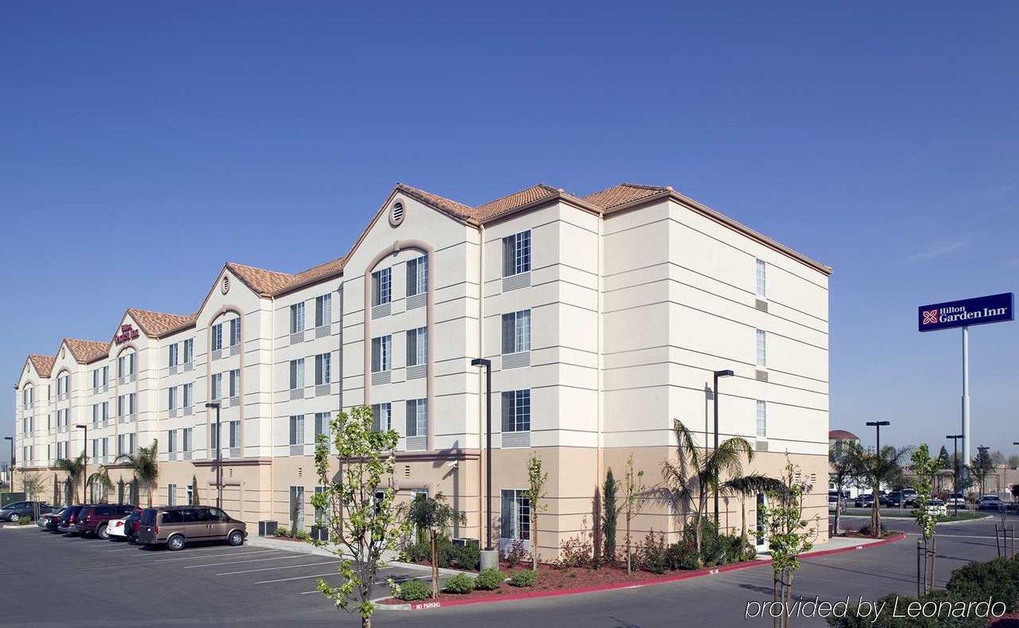 Hilton Garden Inn Bakersfield Bagian luar foto